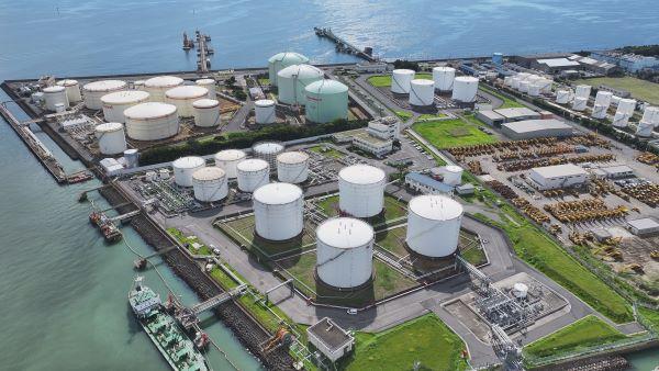  壮観劇場　▽#50　「空港への47kmパイプライン」 