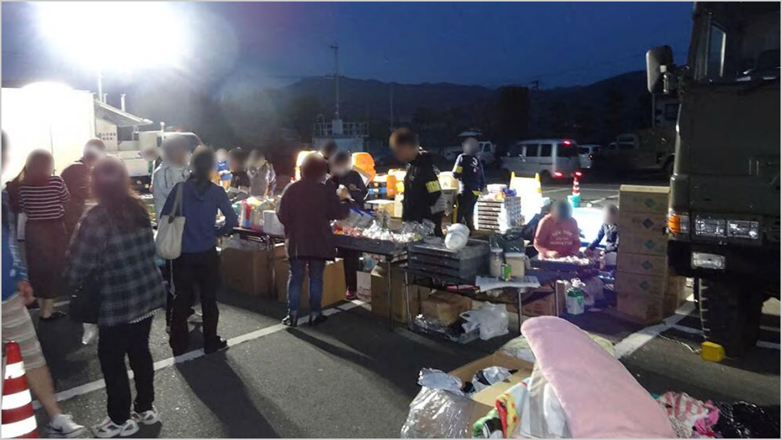 支援物資の配布